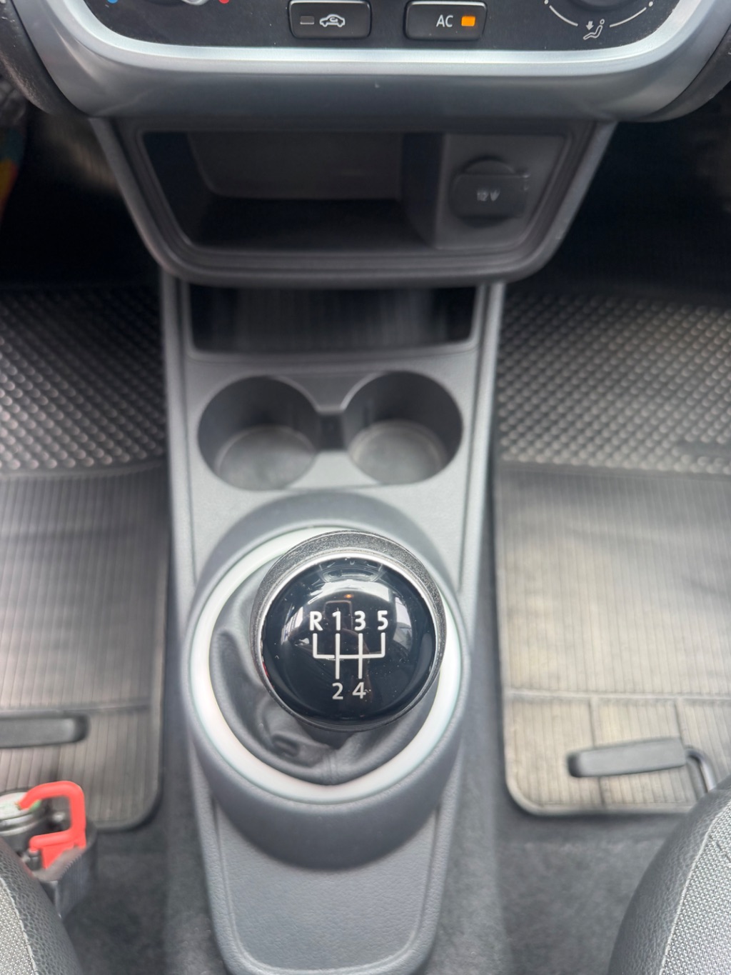 Saveiro Trendline 1.6 T.Flex 8V — foto 11