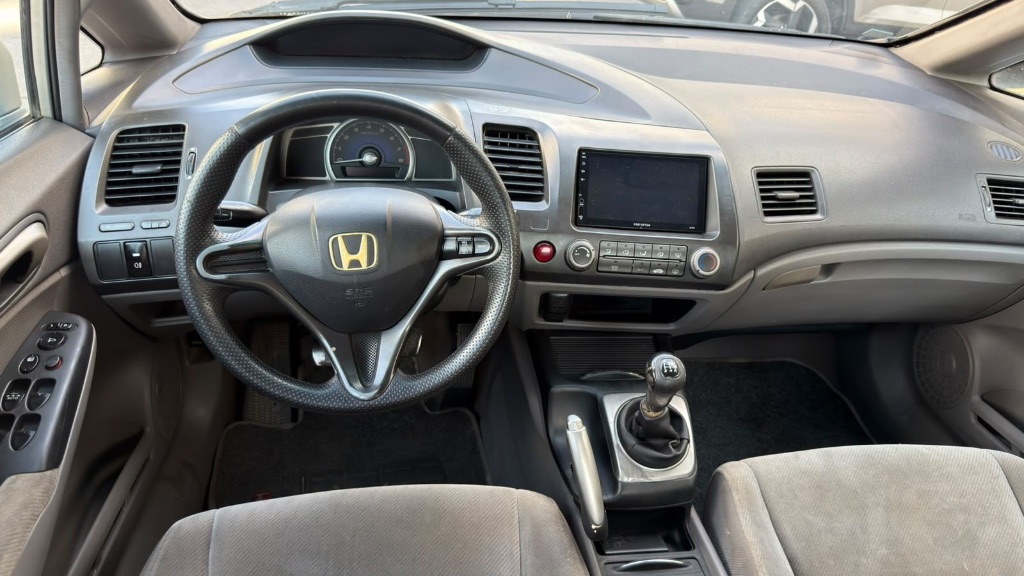 Civic Sedan LXS 1.8/1.8 Flex 16V Mec. 4p — foto 7
