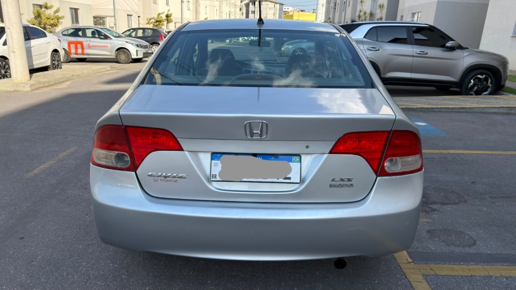 Civic Sedan LXS 1.8/1.8 Flex 16V Mec. 4p — foto 5