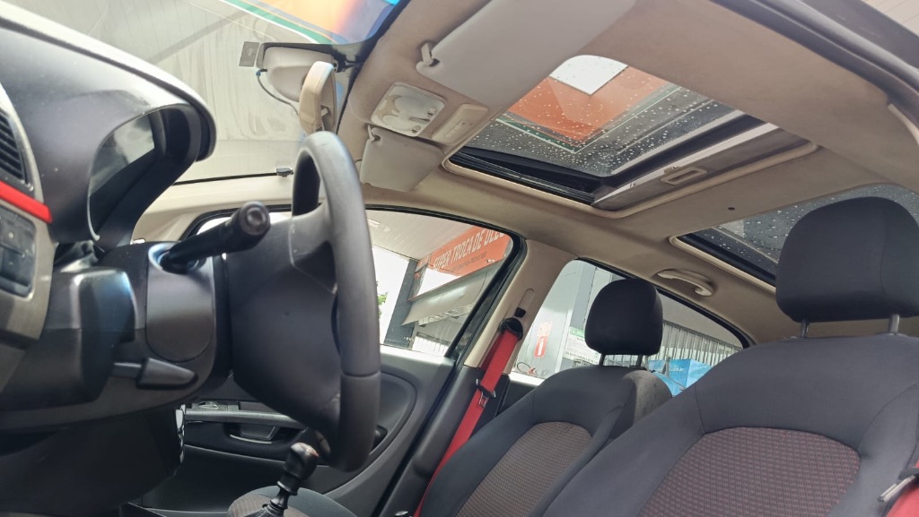 Punto Sporting 1.8 Flex 8V/16V 5p — foto 4