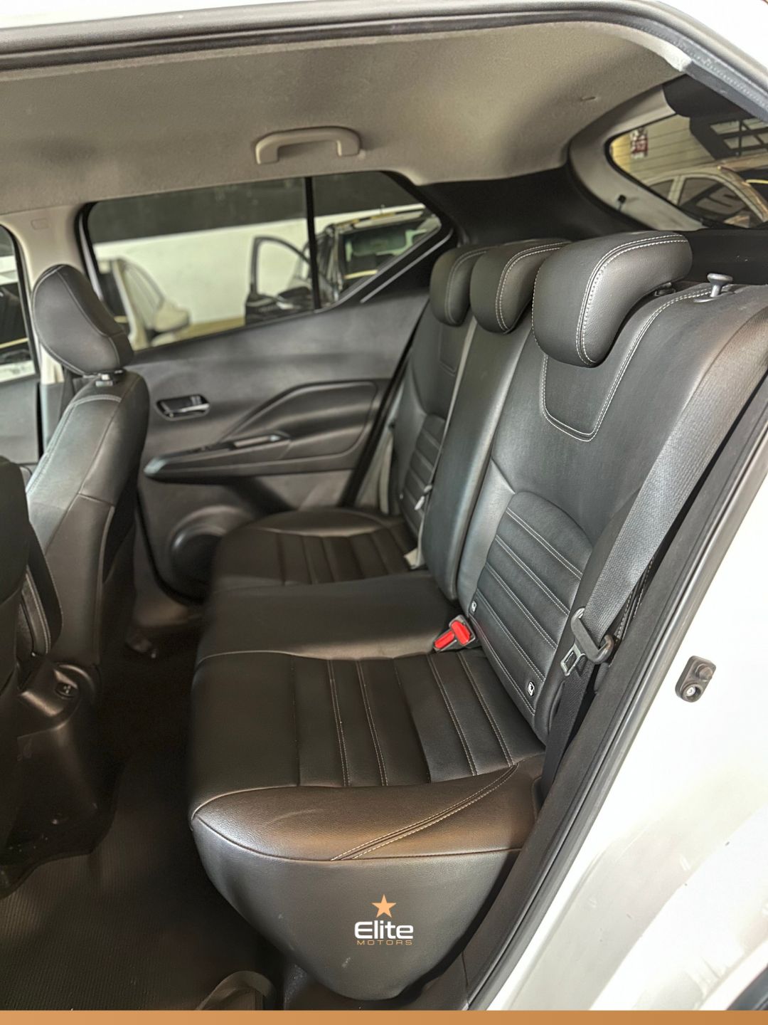 KICKS Exclusive 1.6 16V Flex Aut. — foto 4