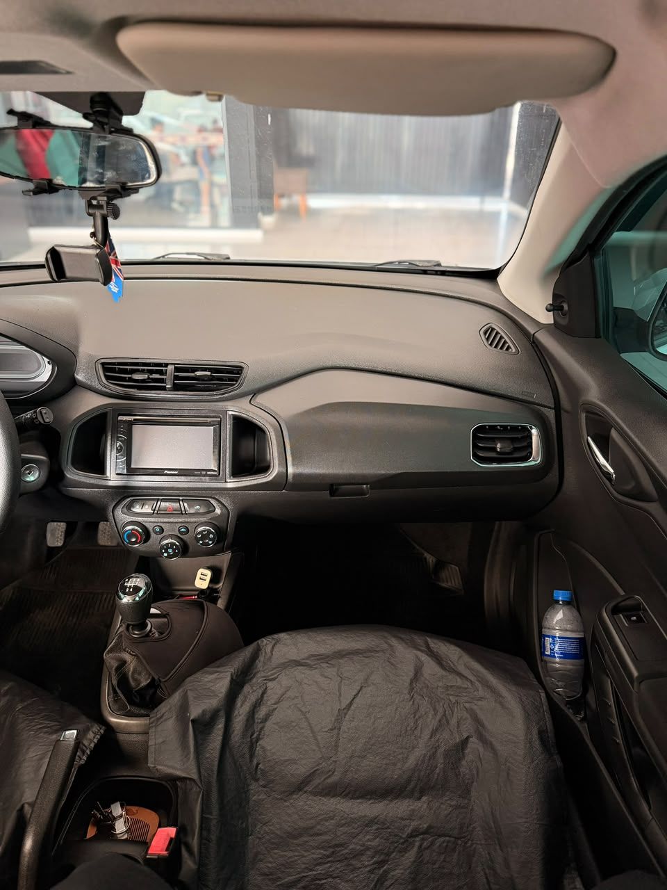 CHEVROLET ONIX LT 1.0 FLEX 2014 - FINANCIA 100% — foto 9