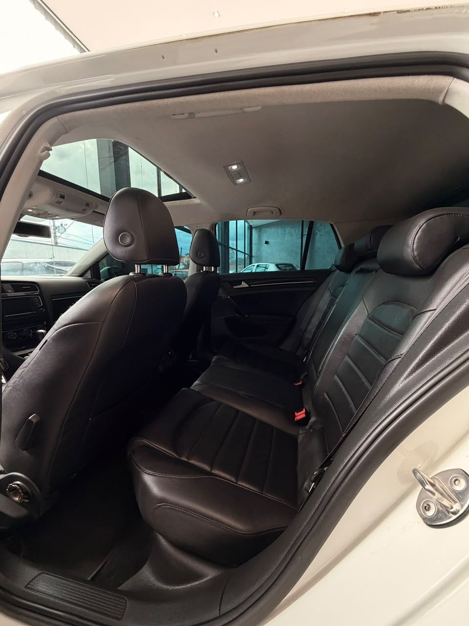 VOLKSWAGEN GOLF HIGHLINE 1.4 TSI 2014 — foto 10