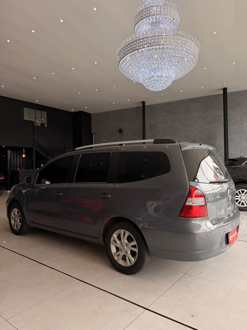 NISSAN GRAND LIVINA SL 1.8 FLEX 2014 - 7 LUGARES  — foto 6