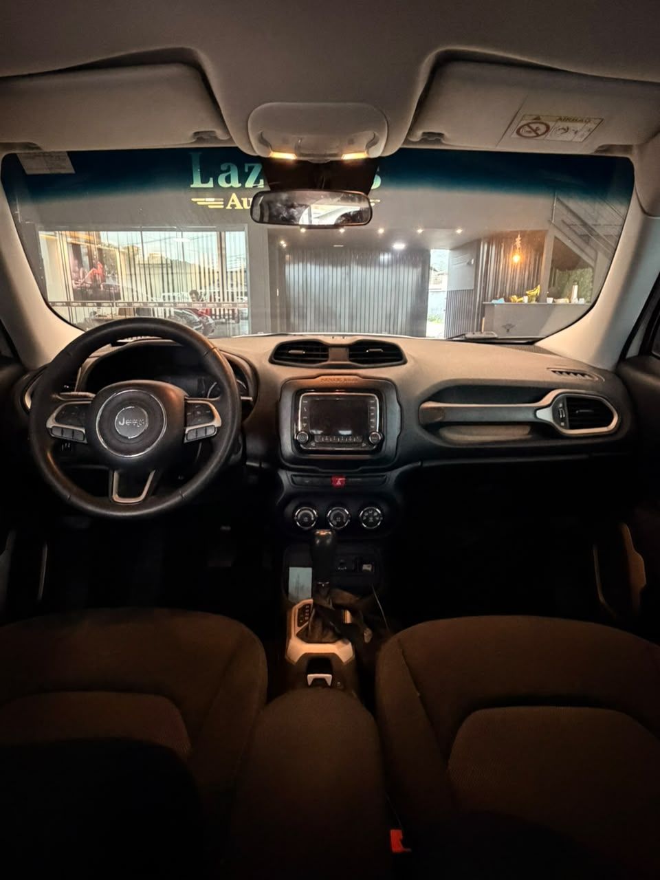 JEEP RENEGADE LONGITUDE 1.8 FLEX AUT / 2018 — foto 8