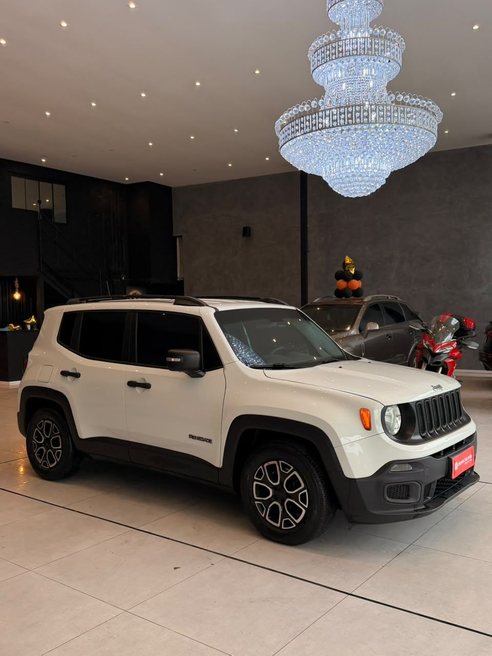 JEEP RENEGADE LONGITUDE 1.8 FLEX AUT / 2018 — foto 6