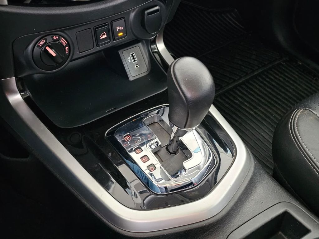 Frontier LE CD 4x4 2.3 Bi-TB Diesel Aut. — foto 8
