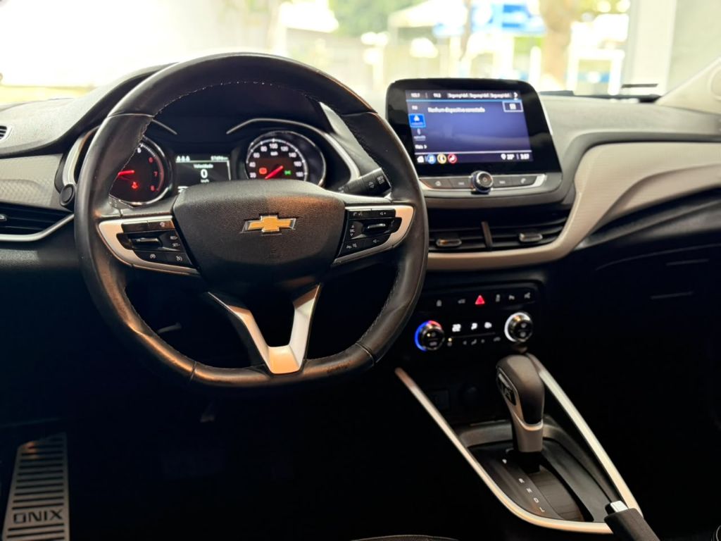 ONIX SED. Plus PREM. 1.0 12V TB Flex Aut — foto 9