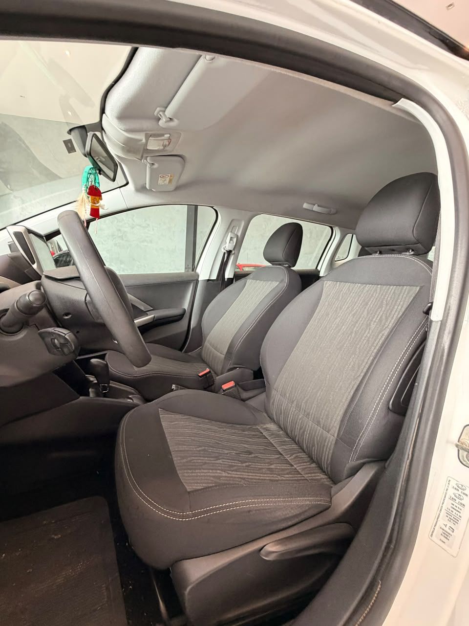PEUGEOT 2008 ALLURE 1.6 FLEX 2022  — foto 9