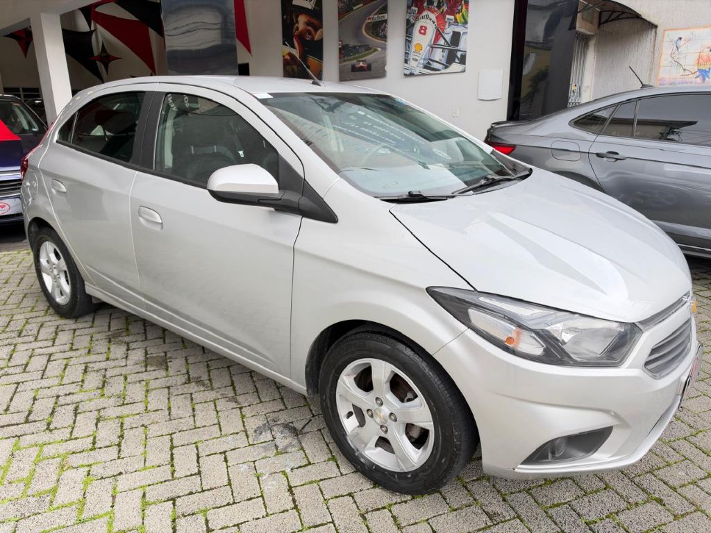 ONIX HATCH LT 1.4 8V FlexPower 5p Aut. — foto 12