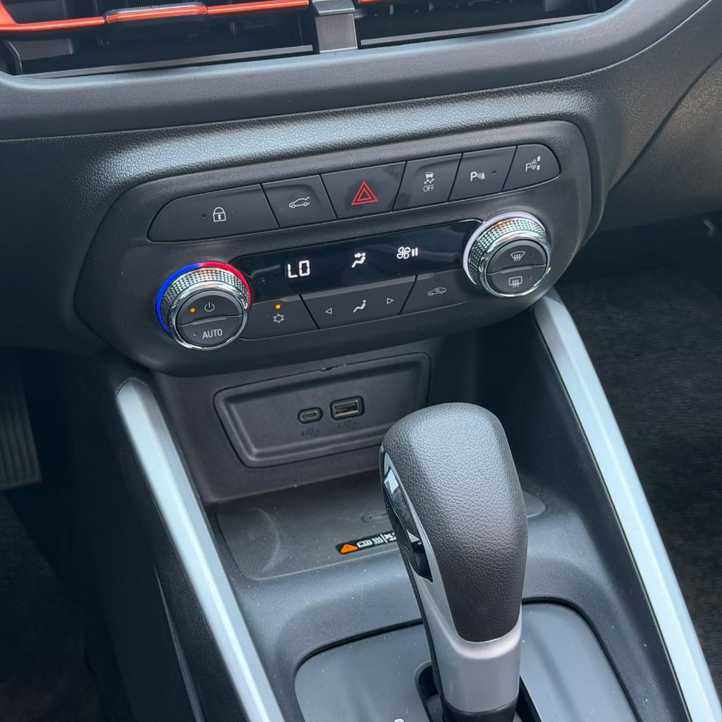 ONIX SED. Plus PREM. 1.0 12V TB Flex Aut — foto 11
