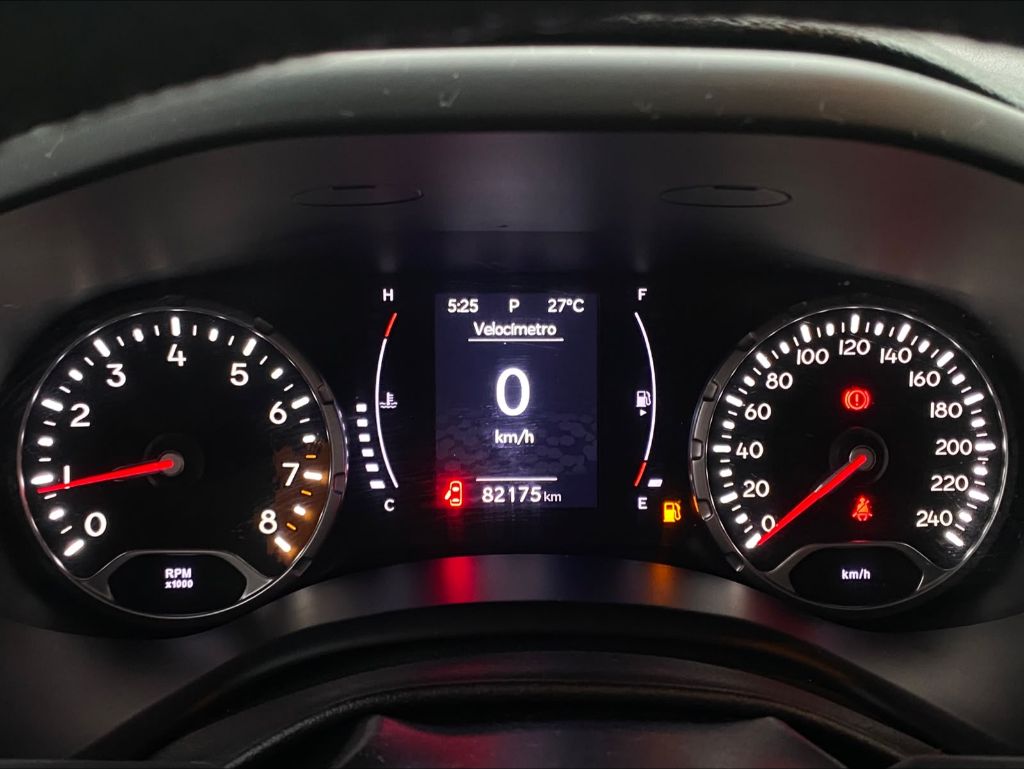 Renegade Longitude 1.8 4x2 Flex 16V Aut. — foto 10