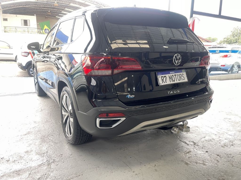 TAOS Highline 1.4 250 TSI Flex Aut. — foto 6