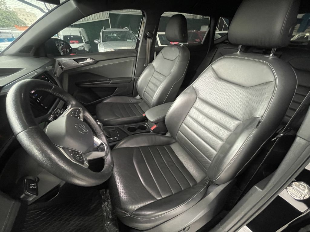 TAOS Highline 1.4 250 TSI Flex Aut. — foto 2