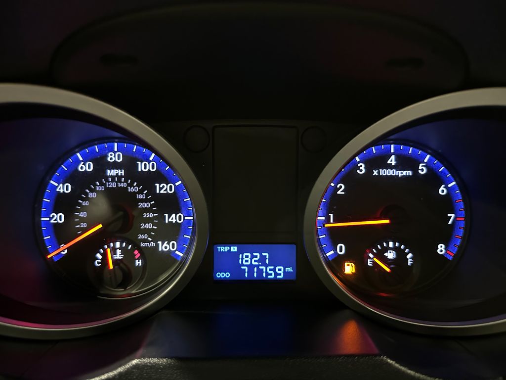 GENESIS 2.0 T — foto 12