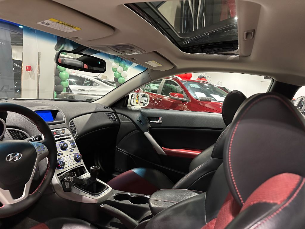 GENESIS 2.0 T — foto 20