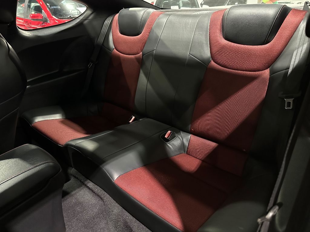 GENESIS 2.0 T — foto 21