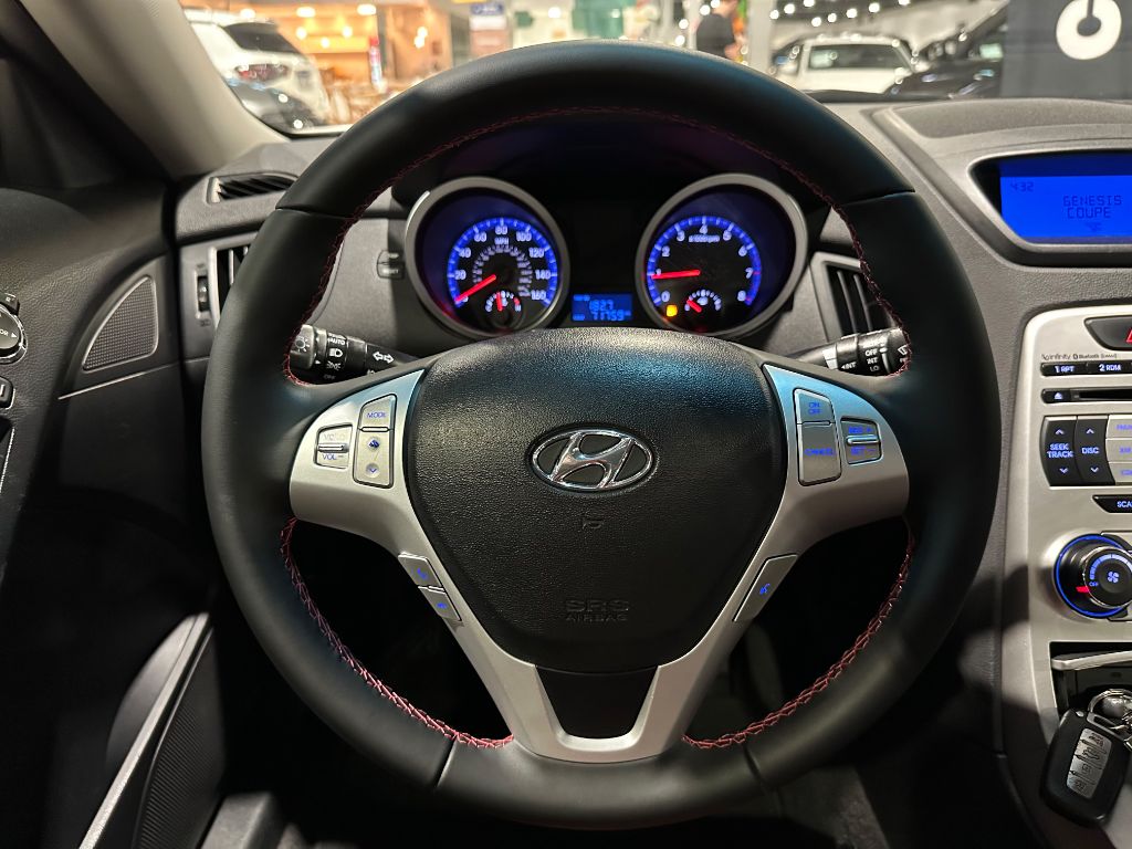 GENESIS 2.0 T — foto 9