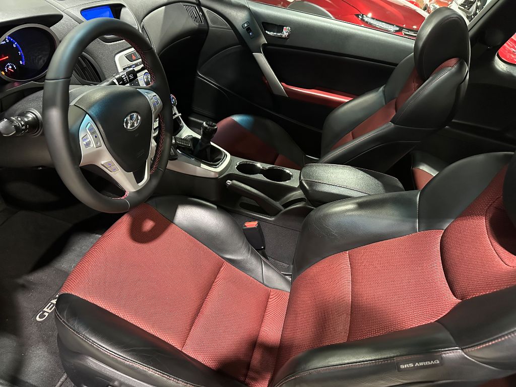GENESIS 2.0 T — foto 18