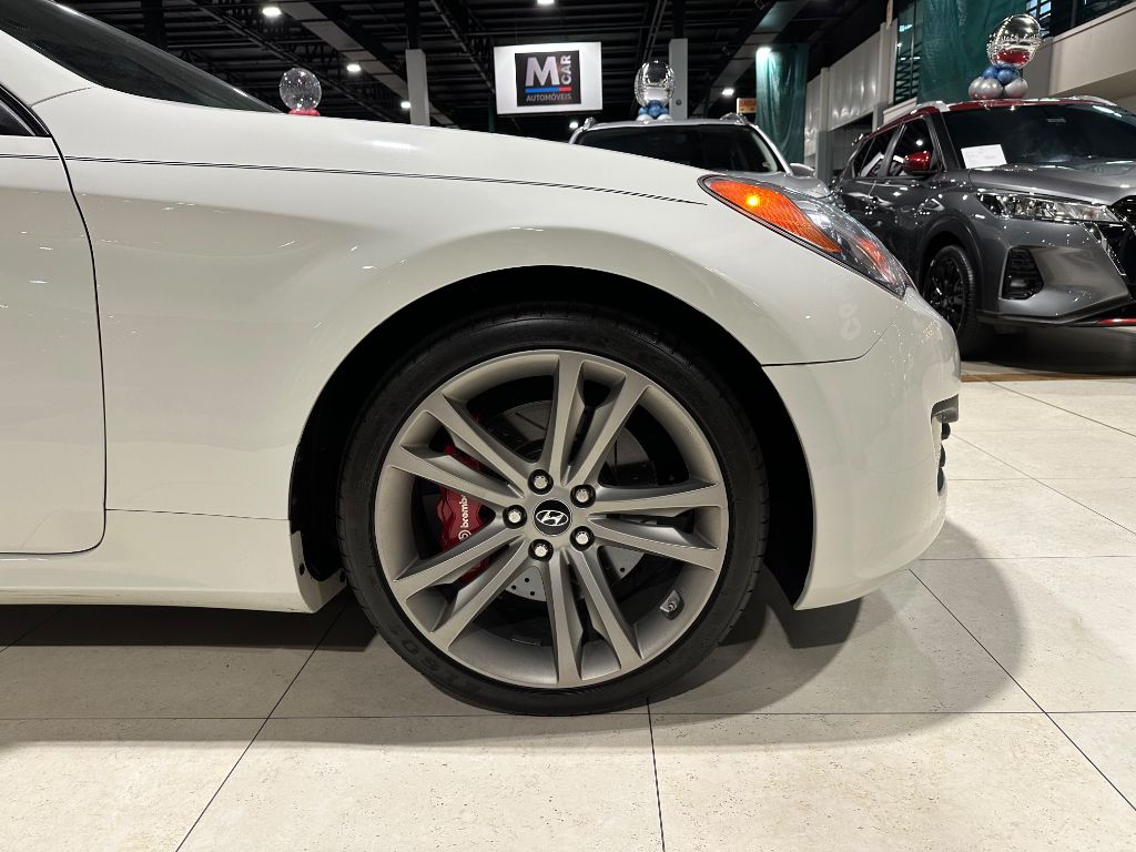GENESIS 2.0 T — foto 22