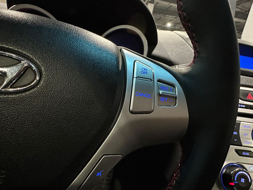 GENESIS 2.0 T — foto 11