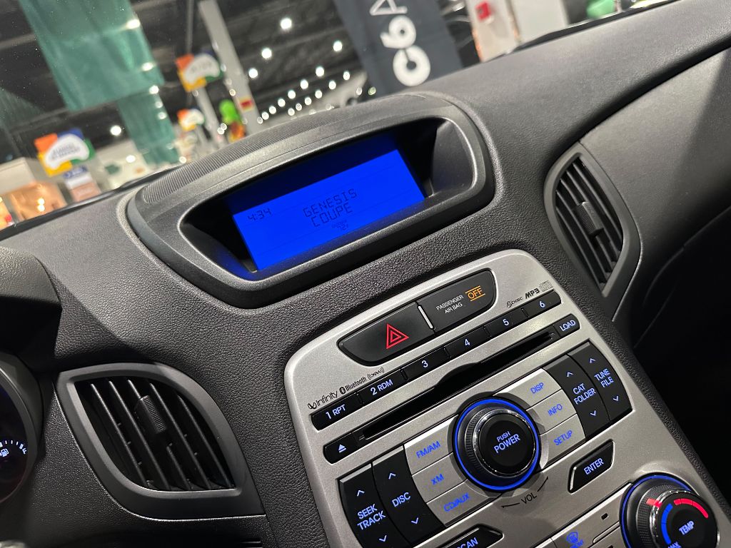 GENESIS 2.0 T — foto 13