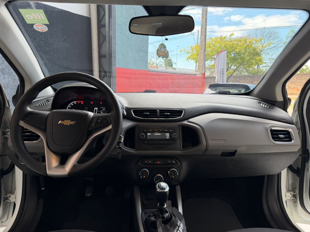 ONIX HATCH LT 1.0 8V FlexPower 5p Mec. — foto 9