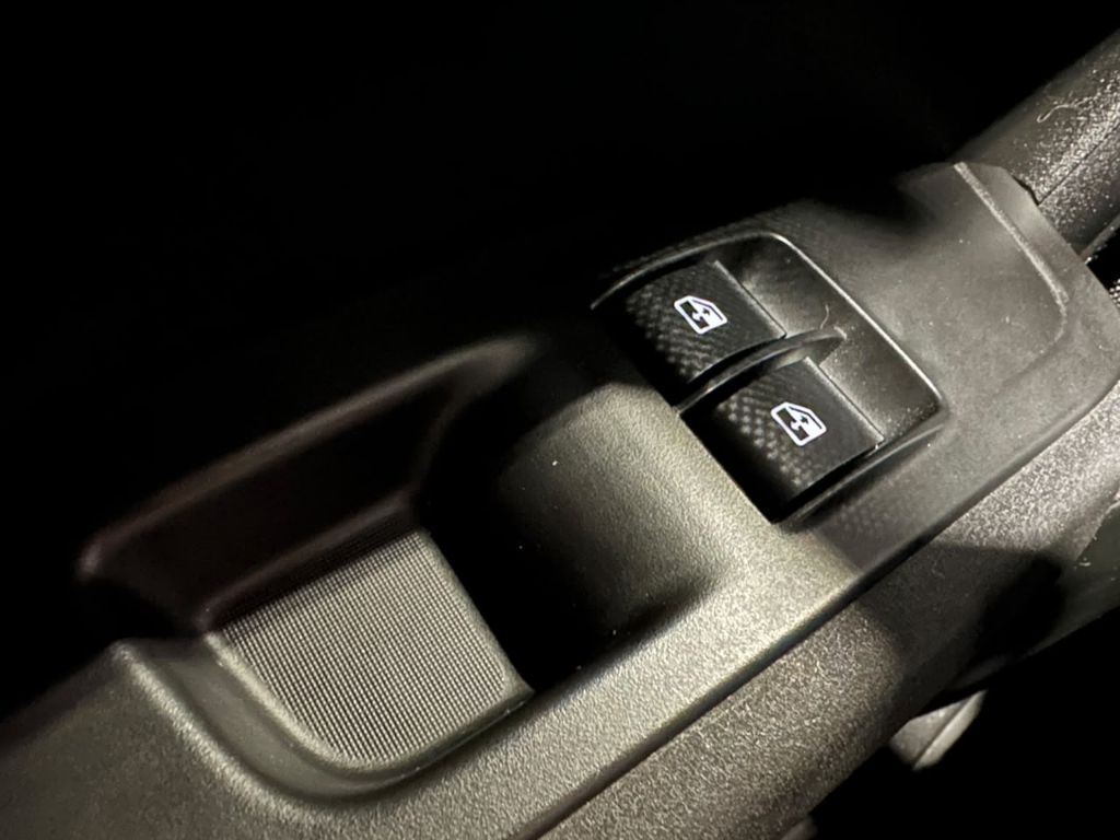 CRONOS 1.3 8V Flex — foto 16