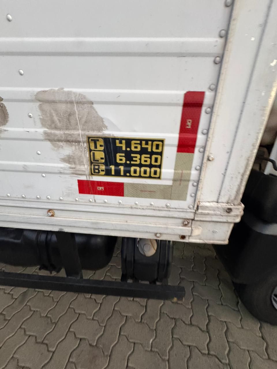 10-160 E Delivery 2p (diesel)(E5) — foto 5