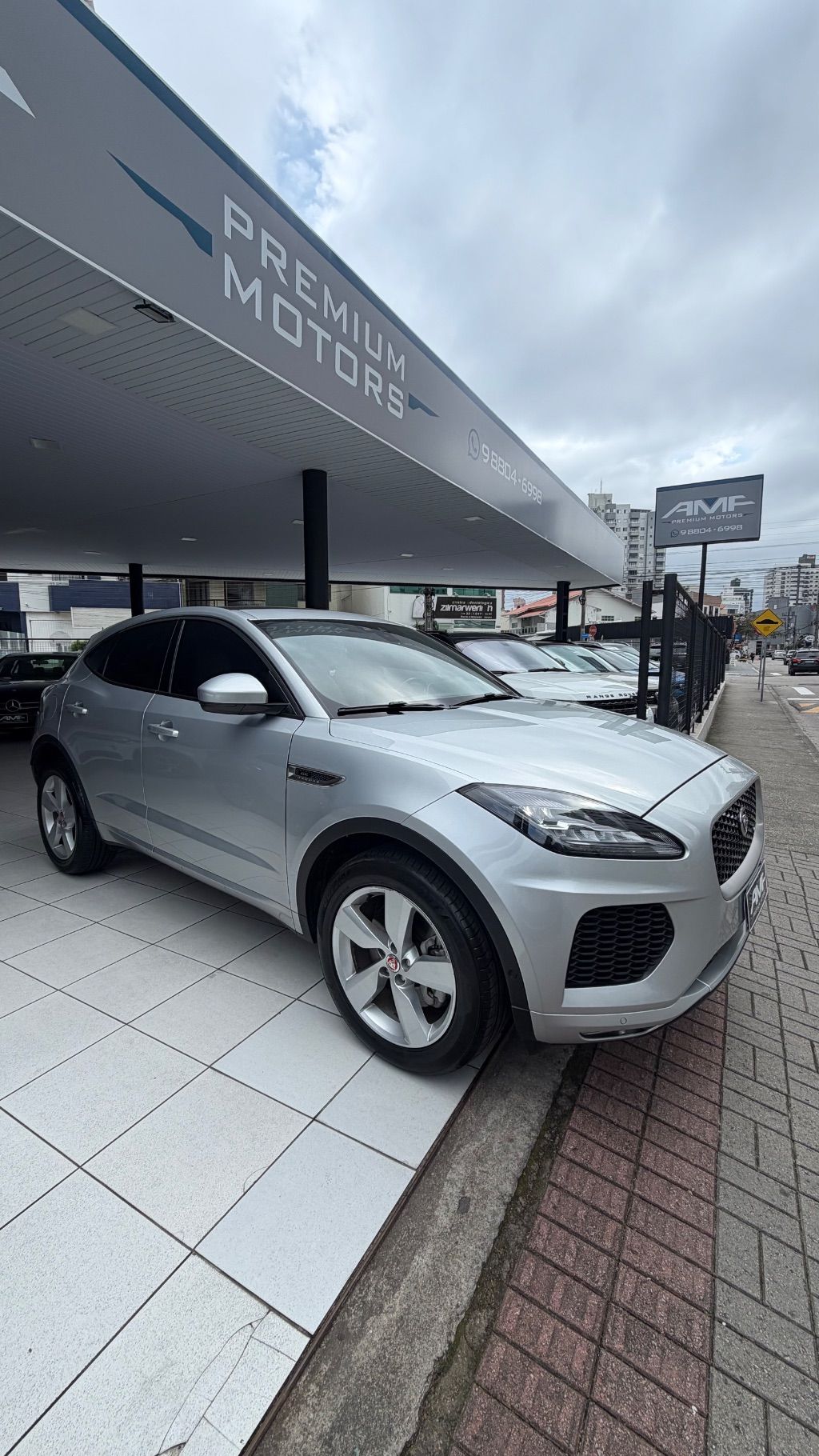 E-Pace R-Dyn. SE 2.0 AWD 250cv Aut/Flex. — foto 2