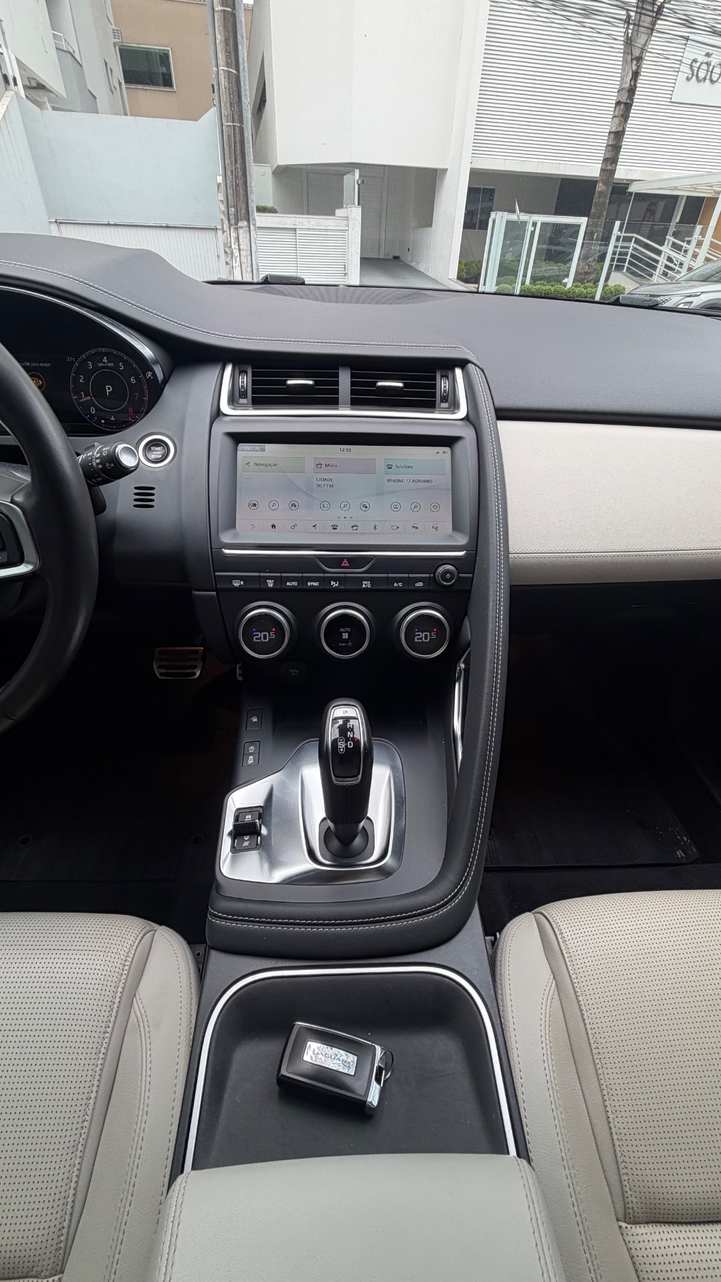 E-Pace R-Dyn. SE 2.0 AWD 250cv Aut/Flex. — foto 12