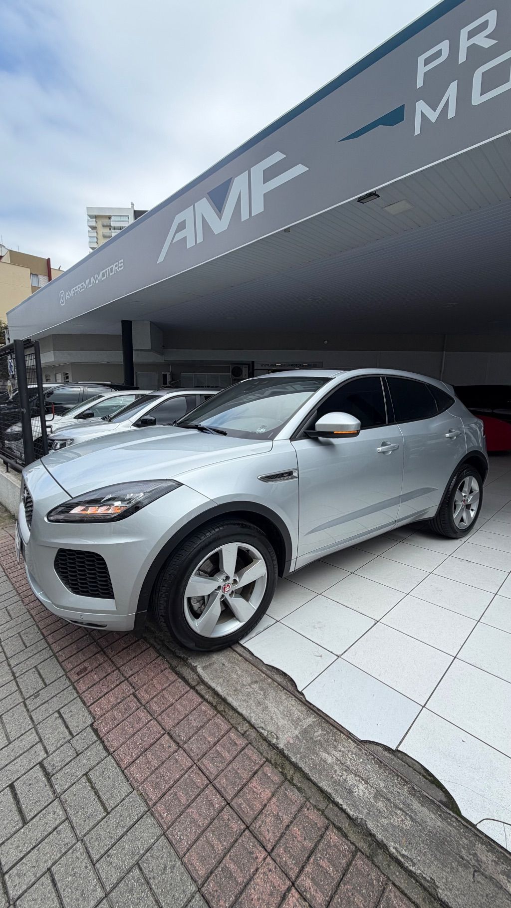 E-Pace R-Dyn. SE 2.0 AWD 250cv Aut/Flex. — foto 1