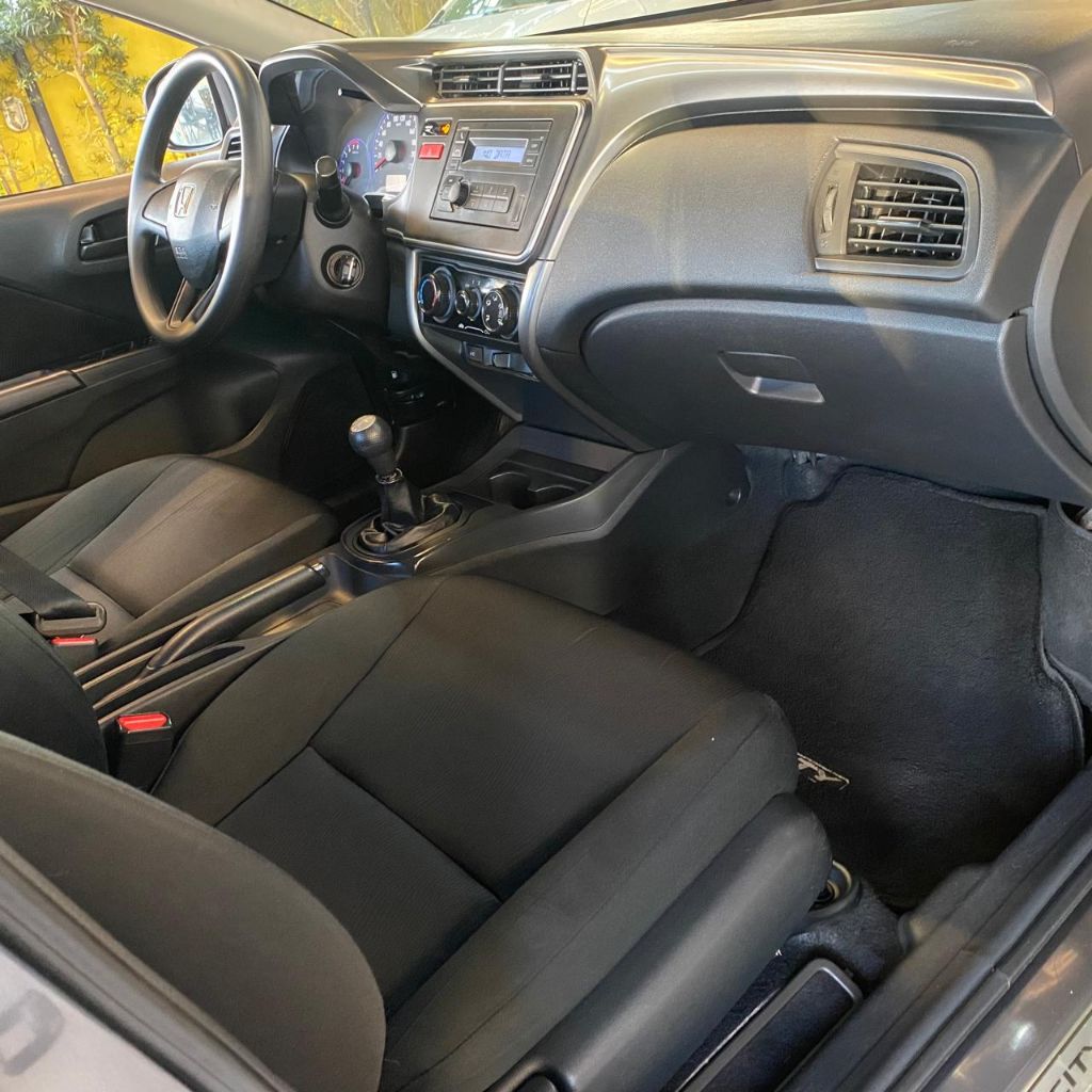 CITY Sedan DX 1.5 Flex 16V Mec. — foto 22