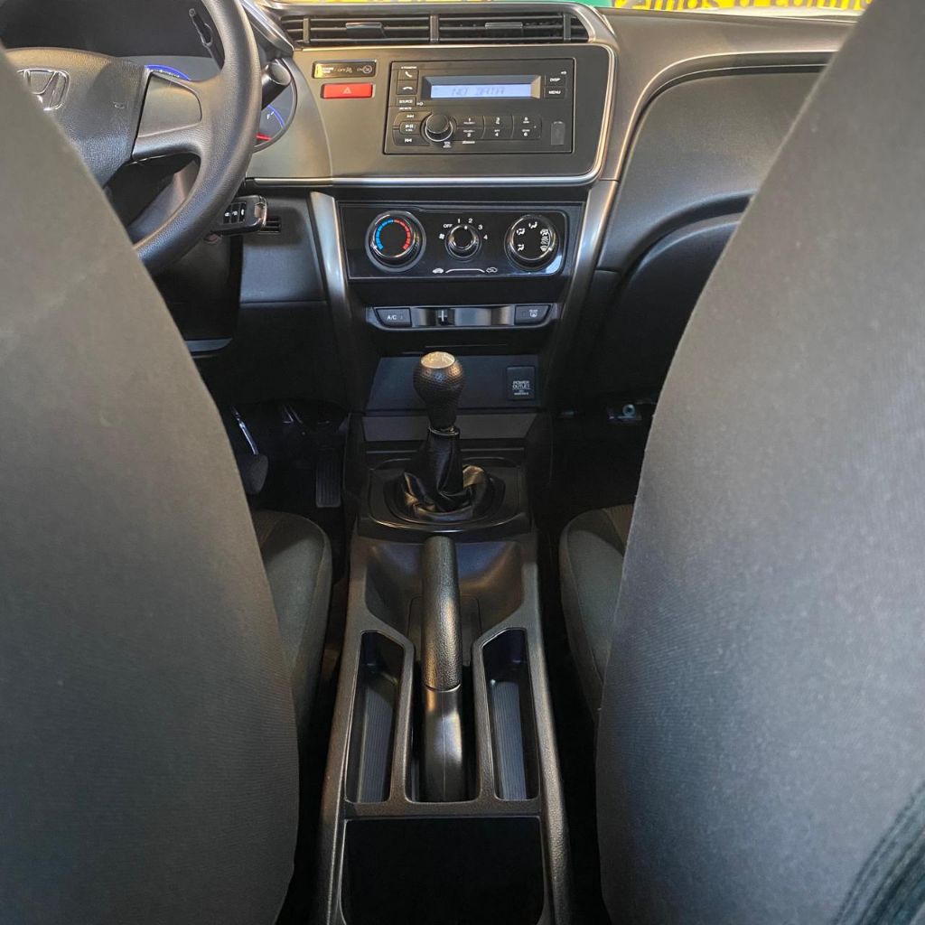 CITY Sedan DX 1.5 Flex 16V Mec. — foto 19