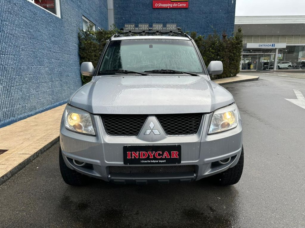 Pajero TR4 2.0/ 2.0 Flex 16V 4x4 Aut. — foto 2