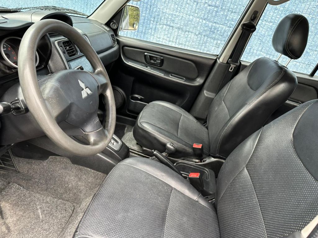 Pajero TR4 2.0/ 2.0 Flex 16V 4x4 Aut. — foto 14