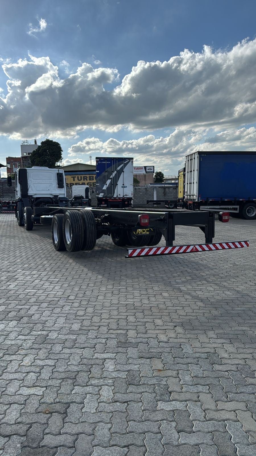 VW 24-260 - CHASSI  — foto 6