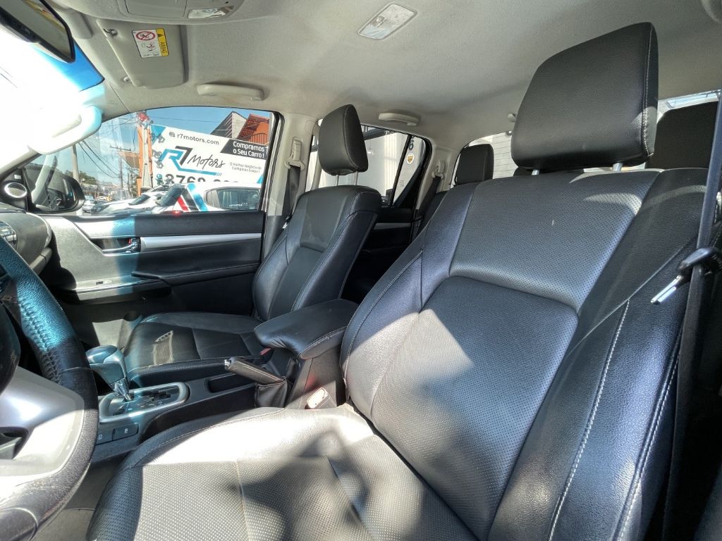 Hilux CD SRX 4x4 2.8 TDI 16V Diesel Aut. — foto 6