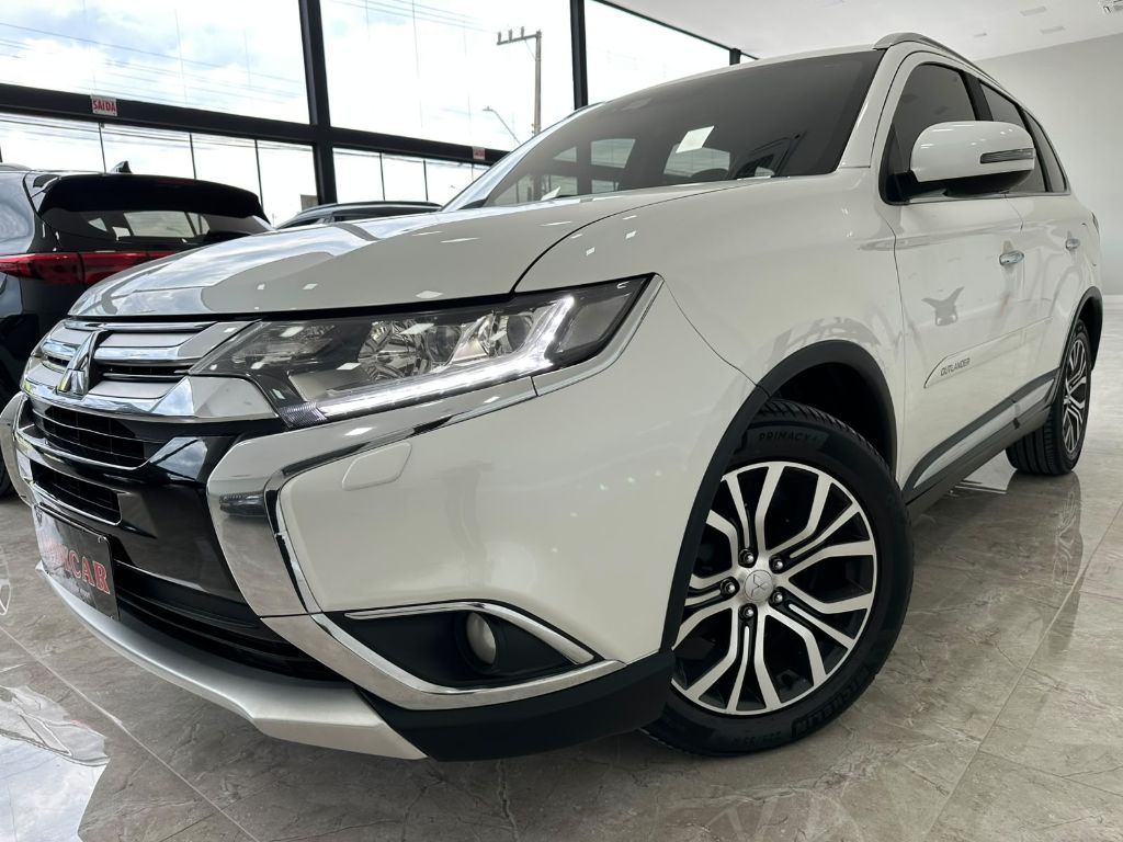 OUTLANDER 2.2 165cv Diesel Aut. — foto 30