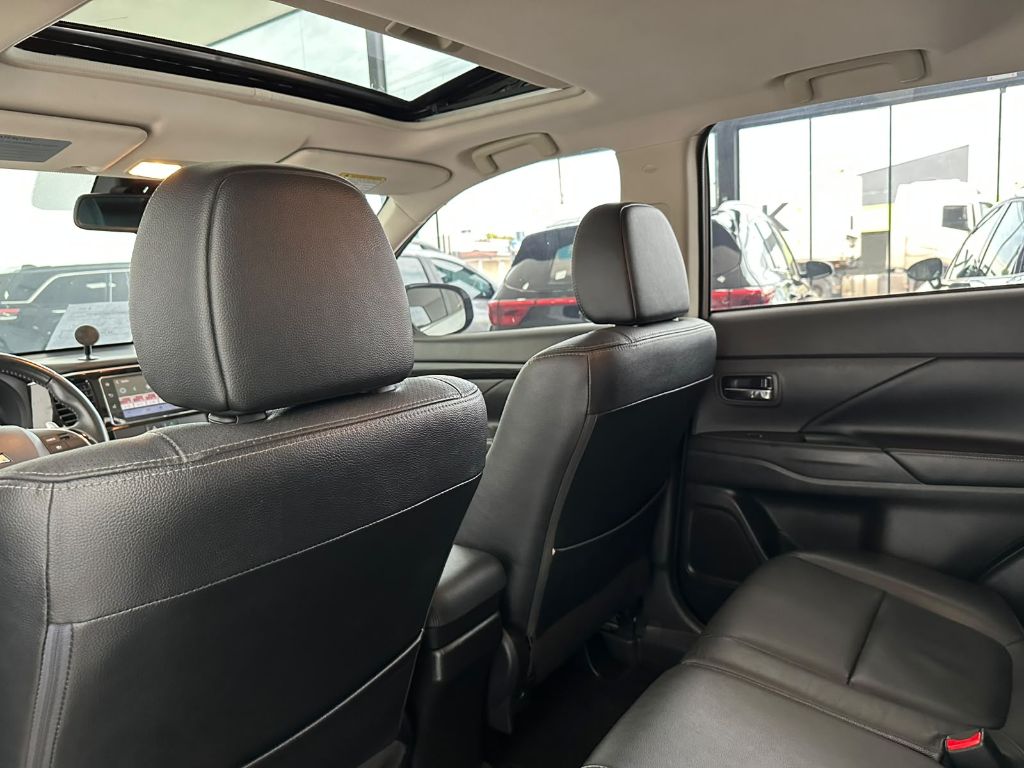 OUTLANDER 2.2 165cv Diesel Aut. — foto 21
