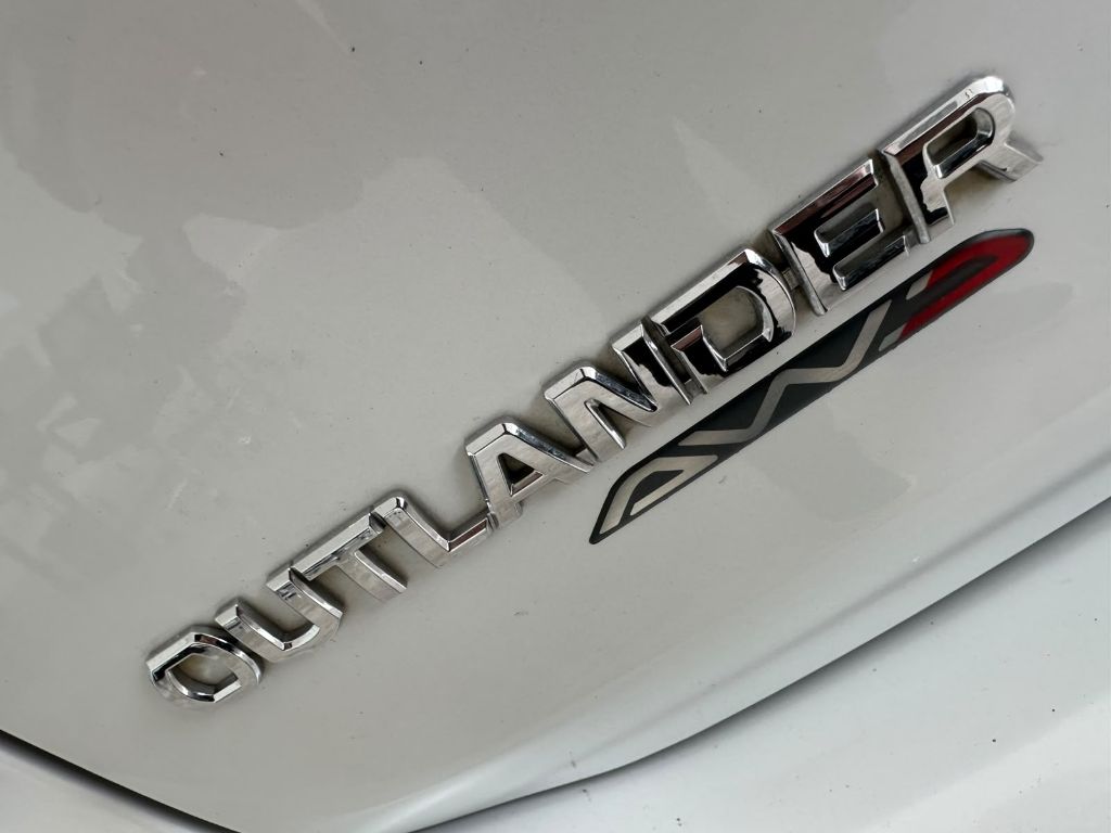 OUTLANDER 2.2 165cv Diesel Aut. — foto 25