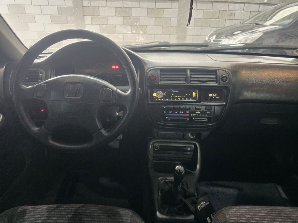 Civic Sedan LX 1.6 16V Mec. 4p — foto 14
