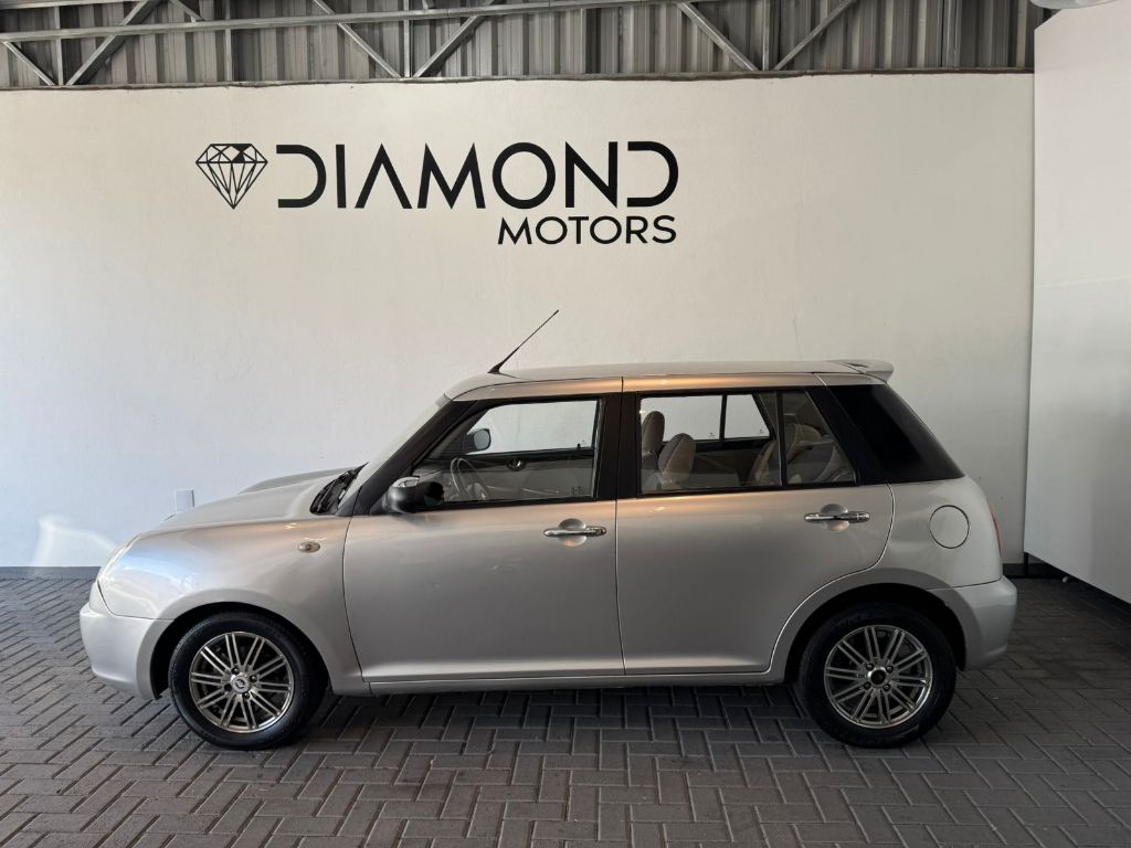 320 ELITE 1.3 16V 88cv 5p