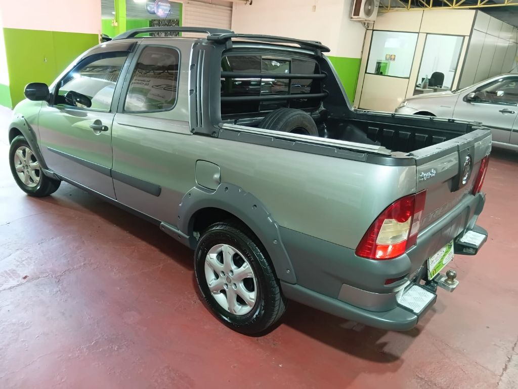 Strada Trekking 1.6 16V Flex CD — foto 7