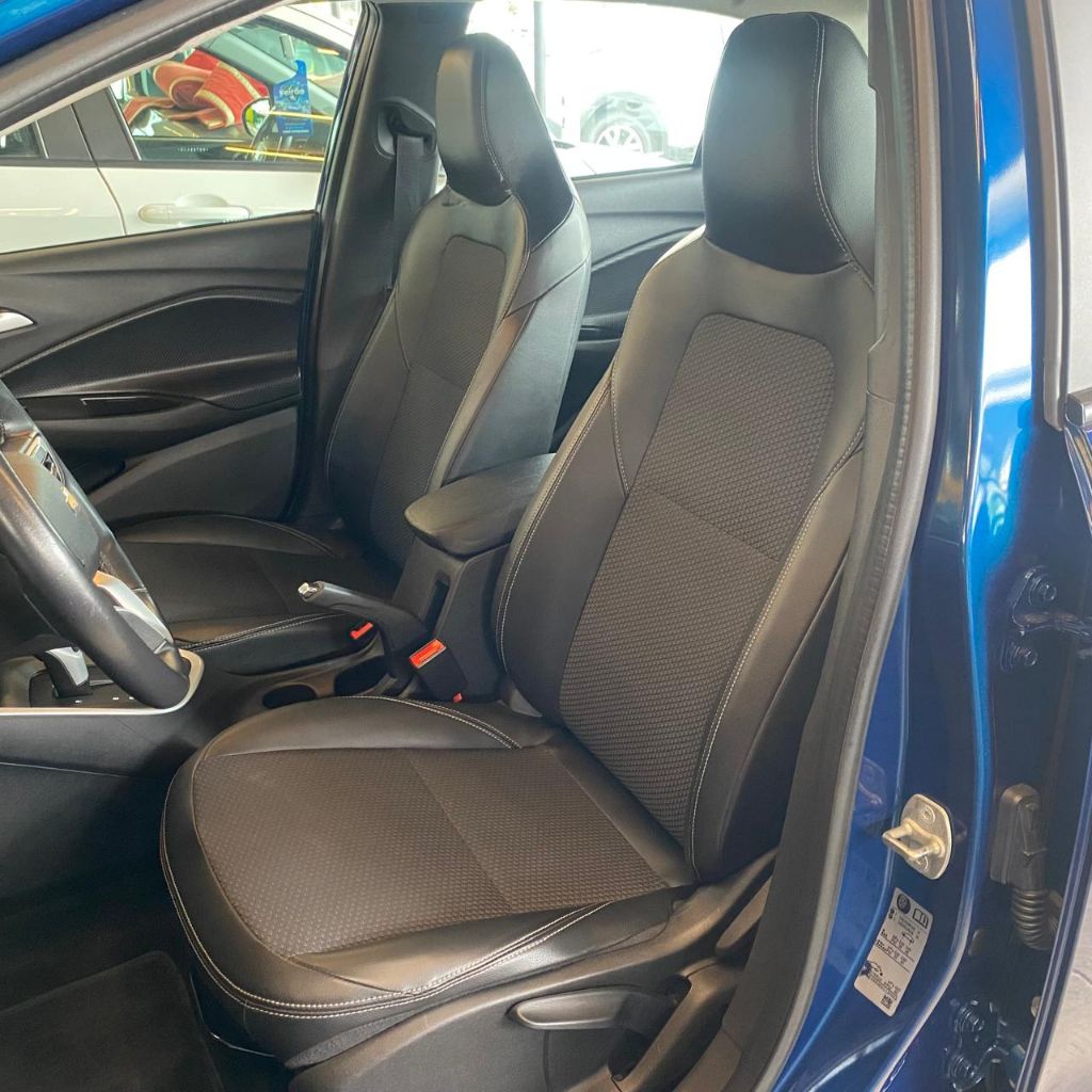 ONIX SEDAN Plus LTZ 1.0 12V TB Flex Aut. — foto 17