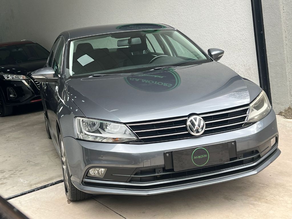 JETTA Comfortline 1.4 TSI 16V 4p Aut. — foto 2