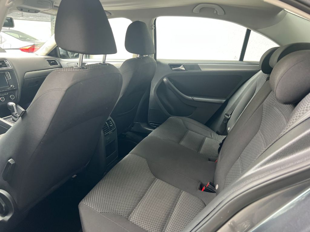 JETTA Comfortline 1.4 TSI 16V 4p Aut. — foto 4