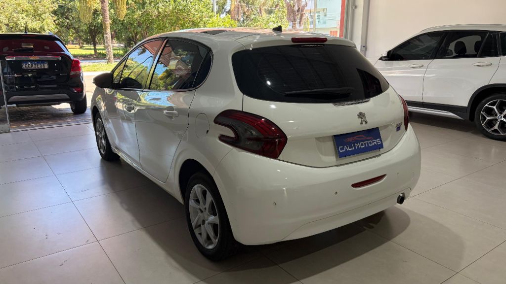 208 Allure 1.5 Flex 8V 5p
