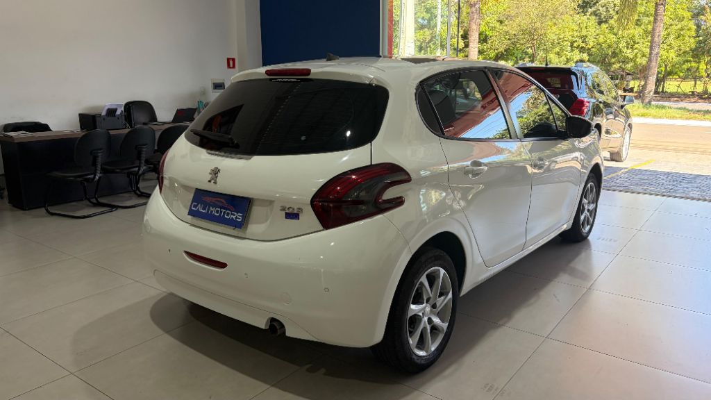 208 Allure 1.5 Flex 8V 5p