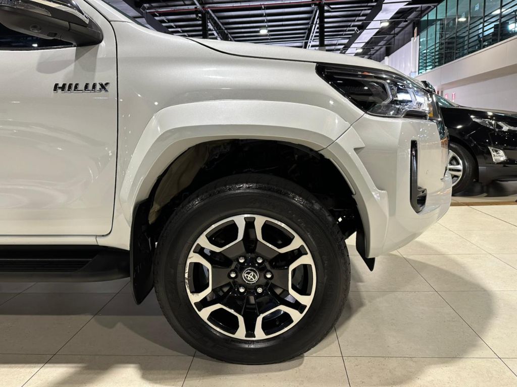 Hilux CD SRX Plus 4x4 2.8 TDI Die. Aut. — foto 22